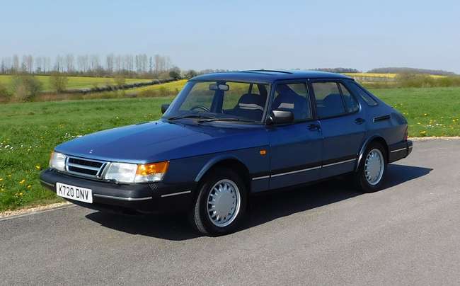 1993 Saab 900i 16v SE-Sold