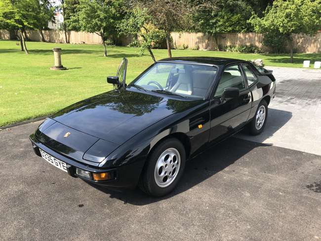 1987 Porsche 924S-Sold