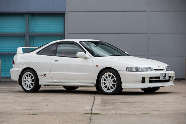 2000 Honda Integra Type R (DC2)-Sold