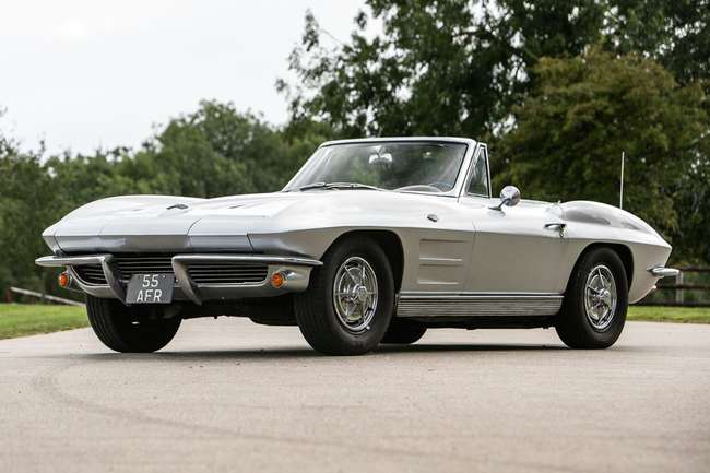 1963 Chevrolet Corvette (C2) Stingrray Convertible-Auction Lot