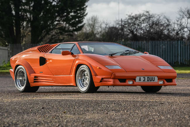 1990 Lamborghini Countach Anniverary-Auction Lot
