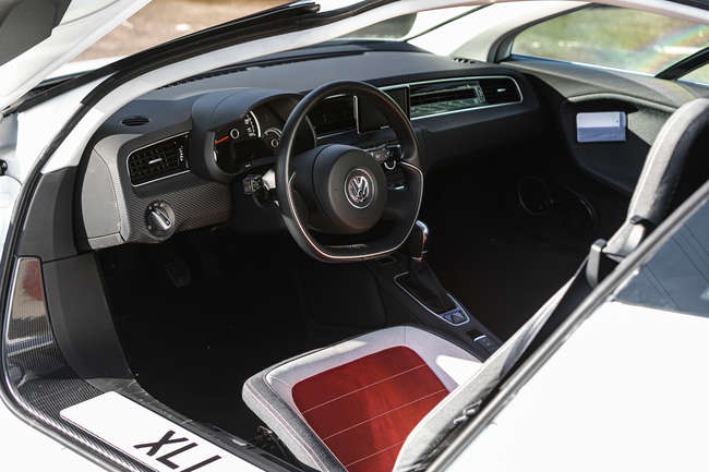 2015 Volkswagen  XL1 48 PS TD1 7-speed DSG-Sold