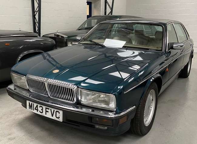 1994 Daimler Double Six Majestic (XJ40)