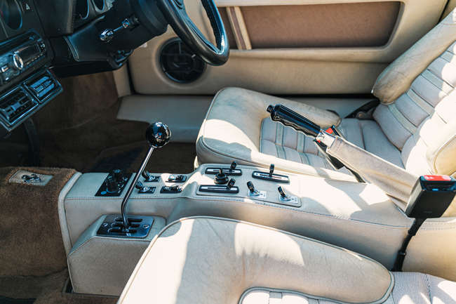 1982 Ferrari 512 BBi-Sold