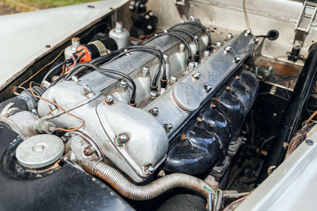 1951 Jaguar XK120 3.4 Roadster-Sold
