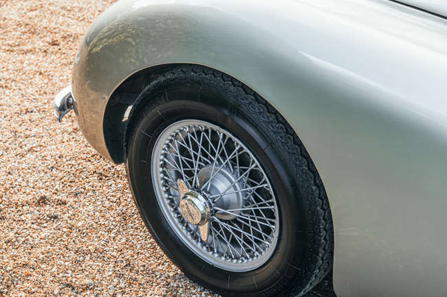 1951 Jaguar XK120 3.4 Roadster-Sold