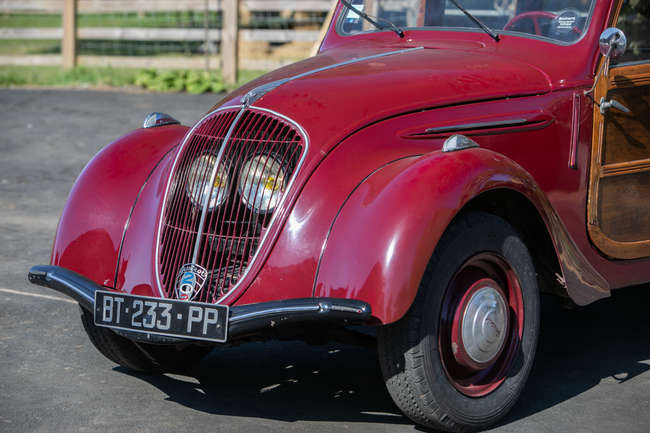 1948 Peugeot 202 Canadienne camionette boisée-Sold
