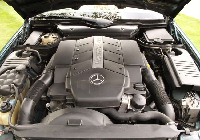 2000 Mercedes-Benz SL500-Sold