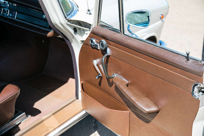 1966 Mercedes-Benz 200 (W110) 'Fintail'-Sold