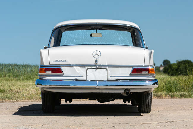 1966 Mercedes-Benz 200 (W110) 'Fintail'-Sold