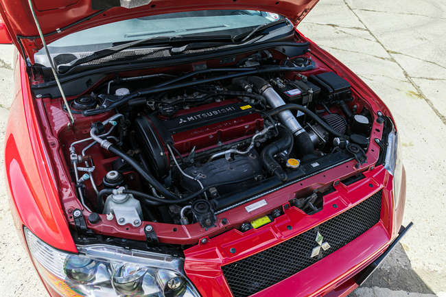 2002 Mitsubishi Evolution VII FQ-300-Sold