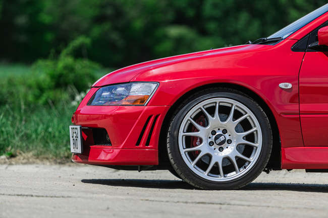 2002 Mitsubishi Evolution VII FQ-300-Sold