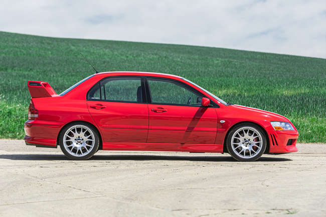 2002 Mitsubishi Evolution VII FQ-300-Sold