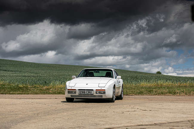 1988 Porsche 944 Turbo (951)-Auction Lot