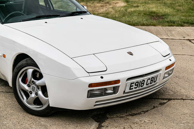 1988 Porsche 944 Turbo (951)-Auction Lot
