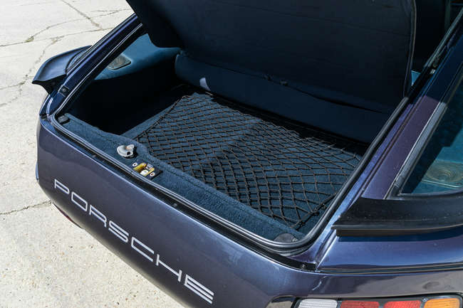 1986 Porsche 928 S2-Sold