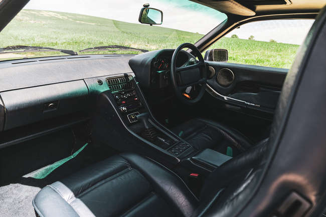 1986 Porsche 928 S2-Sold