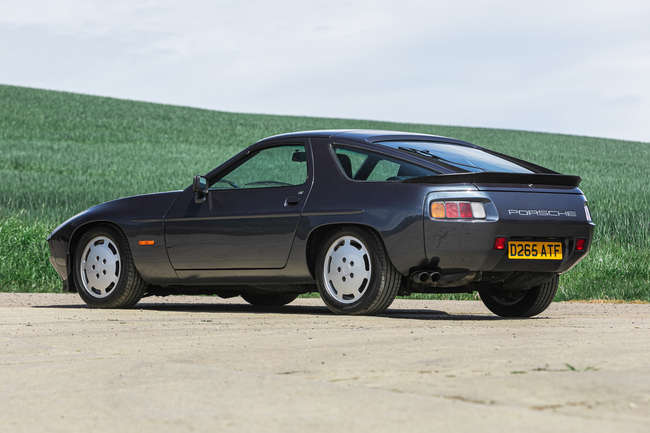 1986 Porsche 928 S2-Sold