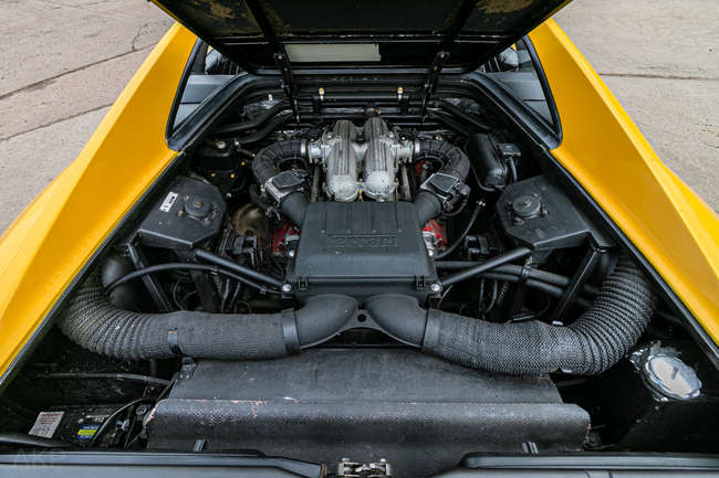 1993 Ferrari 348tb -Auction Lot