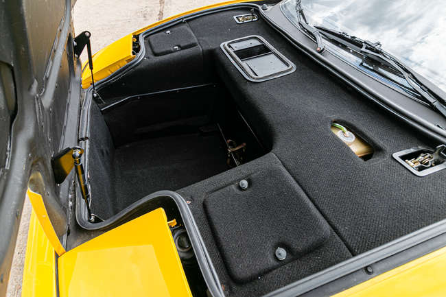 1993 Ferrari 348tb -Auction Lot
