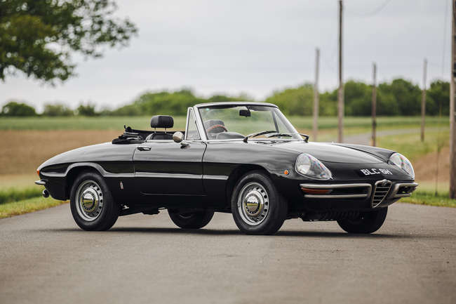 1970 Alfa Romeo 1750 Spider Veloce-Sold