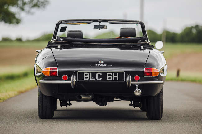 1970 Alfa Romeo 1750 Spider Veloce-Sold