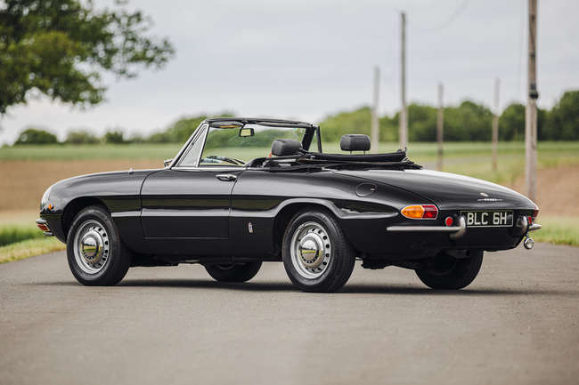 1970 Alfa Romeo 1750 Spider Veloce-Sold