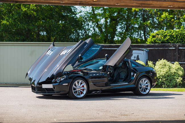 2004 Aston Martin Vanquish-Auction Lot
