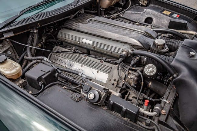 1997 Aston Martin V8 Coupe-Auction Lot