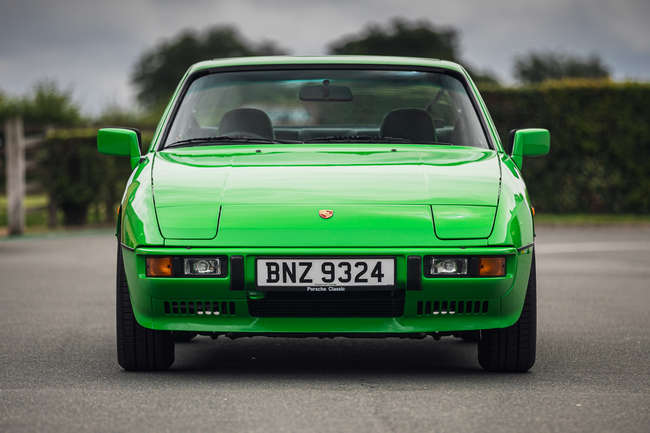 1988 Porsche 924 S-Sold