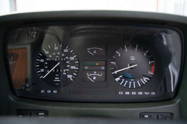 1985 BMW 735i SE Auto (E23)-Sold