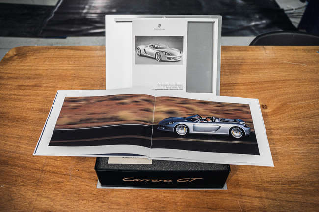 Porsche Carrera GT customer presentation box-Sold