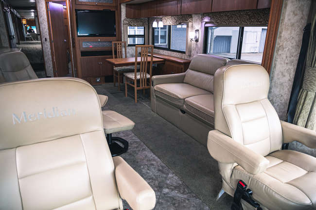 2012 Winnebago Itasca Meridian†-Auction Lot