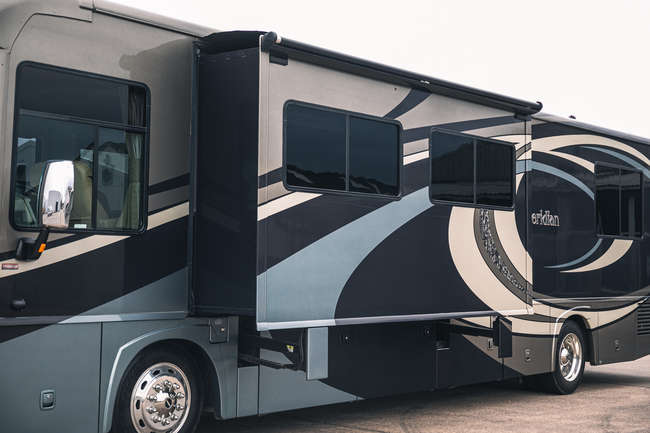 2012 Winnebago Itasca Meridian†-Auction Lot
