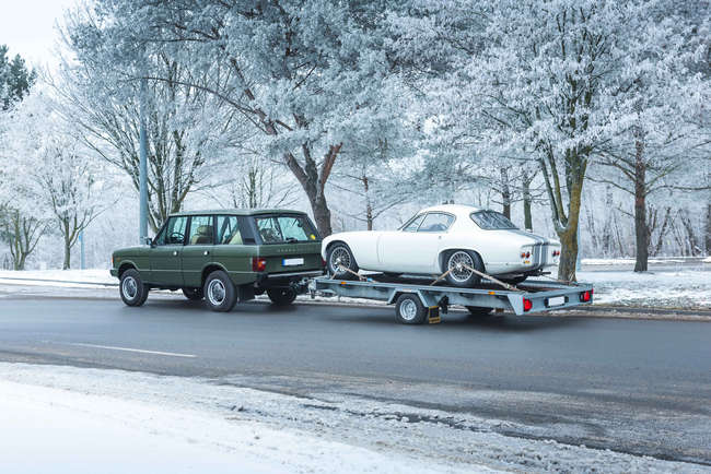 1984 Range Rover Classic with 1960 Lotus Elite Race Car and -Auction Lot