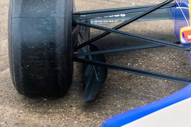 Williams F1 - ‘Red 5’ FW14 display car-Sold