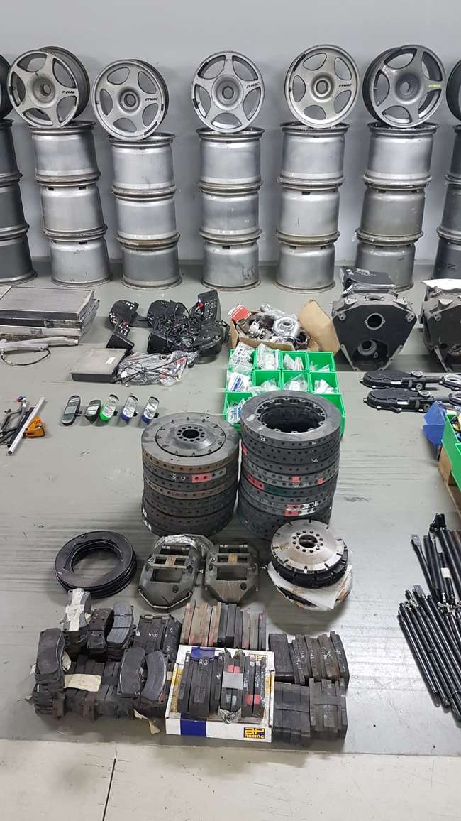 ASCARI A410 LMP900 Le Mans Prototype Package-Auction Lot