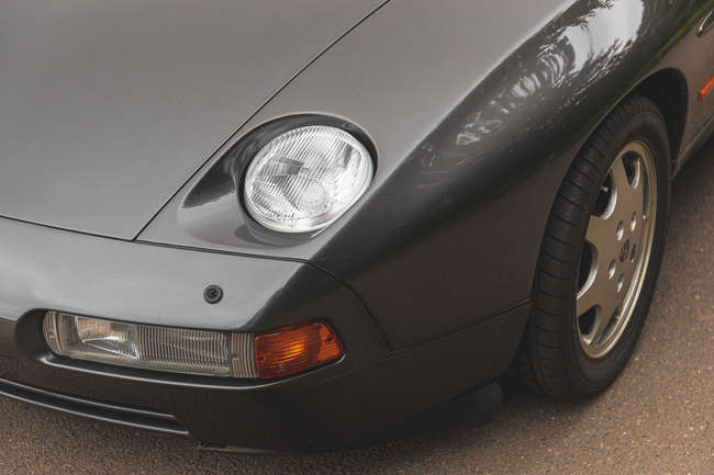 1991 Porsche 928 GT-Sold