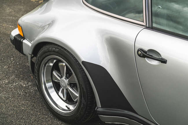 Iconic Auctioneers | 1977 Porsche 911 (930) 3.0 Turbo-Auction Lot