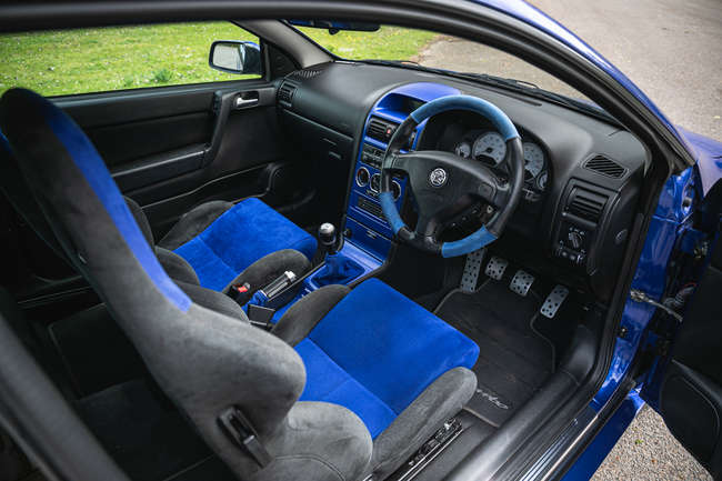 2002 Vauxhall Astra '888 Edition' Turbo Coupe-Auction Lot