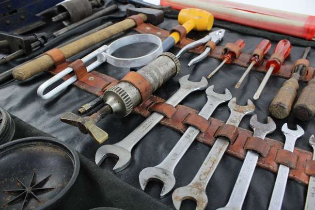 1964 - 1968 Ferrari 275 GTB/GTS Complete Tool Kit Roll-Auction Lot