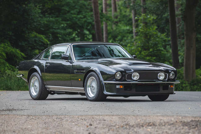 Iconic Auctioneers | 1990 Aston Martin V8 Vantage Coupe X-Pack