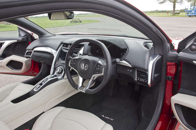 2017 Honda NSX 3.5 V6 Hybrid 2-Door Auto Coupe-Sold