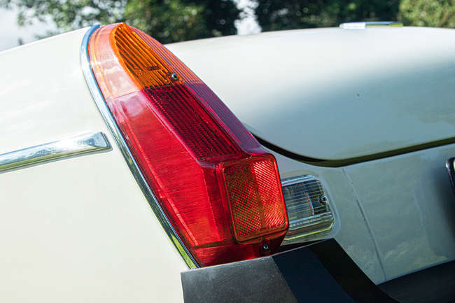 1979 MGB Roadster (O/D)-Auction Lot