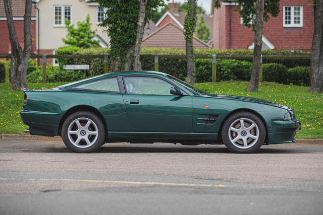 1997 Aston Martin V8 Coupe-Auction Lot
