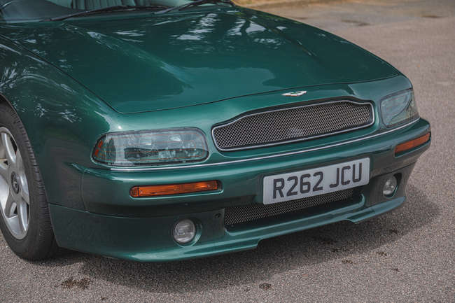 1997 Aston Martin V8 Coupe-Auction Lot