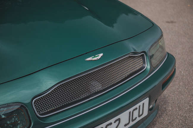 1997 Aston Martin V8 Coupe-Auction Lot