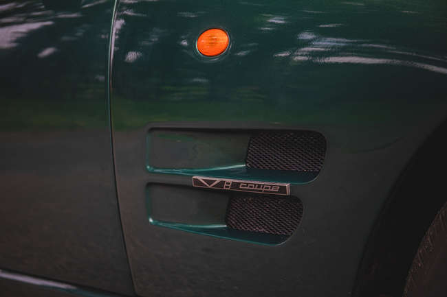 1997 Aston Martin V8 Coupe-Auction Lot