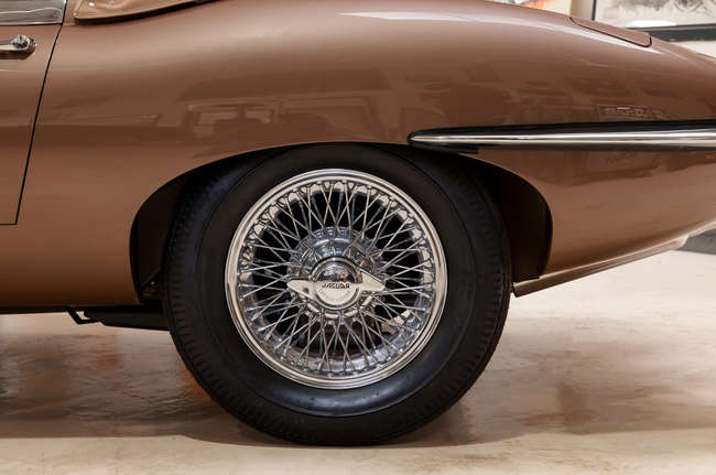 1961 Jaguar E-Type 3.8 'External Bonnet Lock' Roadster - LHD-Auction Lot