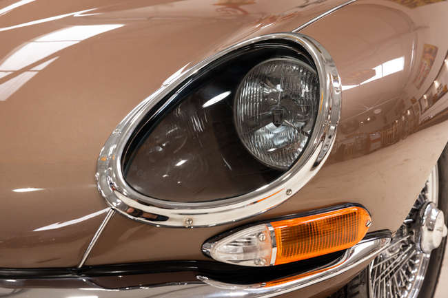 1961 Jaguar E-Type 3.8 'External Bonnet Lock' Roadster - LHD-Auction Lot